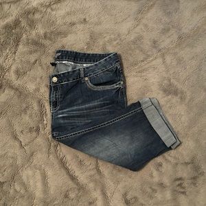 Amethyst Knee/Capri Jeans